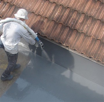 Polyurea pārklājums uz betona